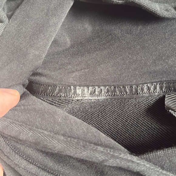 Lululemon Team Canada All Yours Cropped Pullover Hooded Sweatshirt - Picture 5 of 12